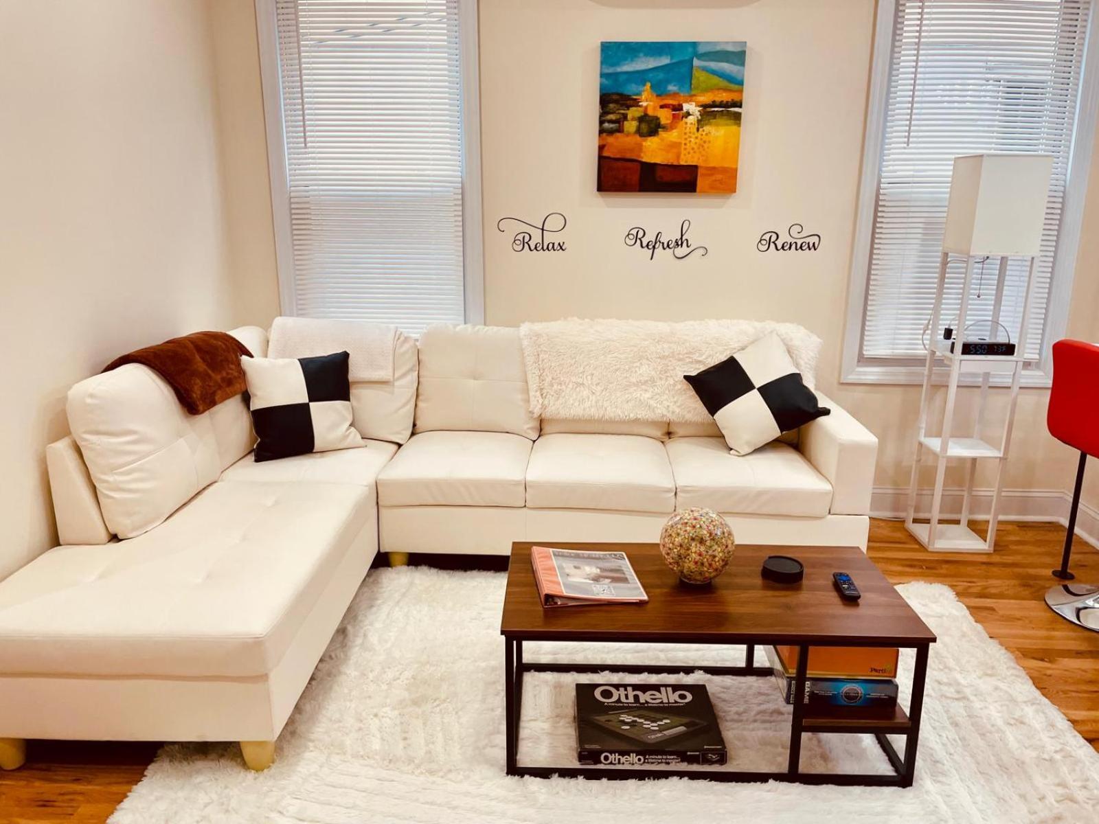 Appartamento Ooohlala! 2 Beds And 2 Full Baths W/Free Parking Newark Esterno foto
